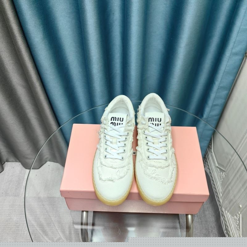 Miu Miu Casual Shoes